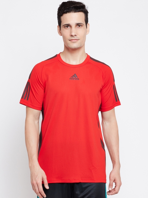 

ADIDAS Men Red Barricade Solid Round Neck T-shirt