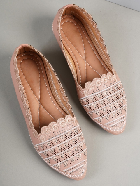 

Style Shoes Women Pink Textured Ballerinas with Embroidered Flats