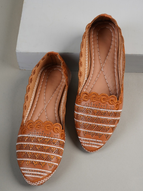 

Style Shoes Women Tan Embroidered Ethnic Ballerinas
