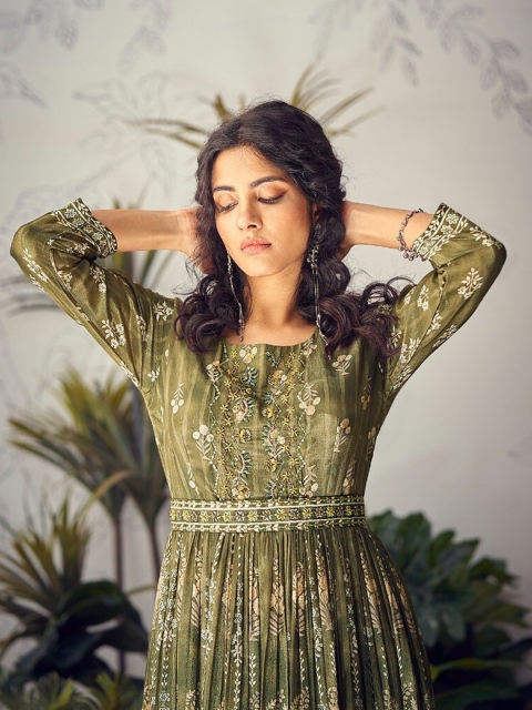 

AUTUMN LANE Women Olive-Green Printed Maxi-Length Ethnic Dresses