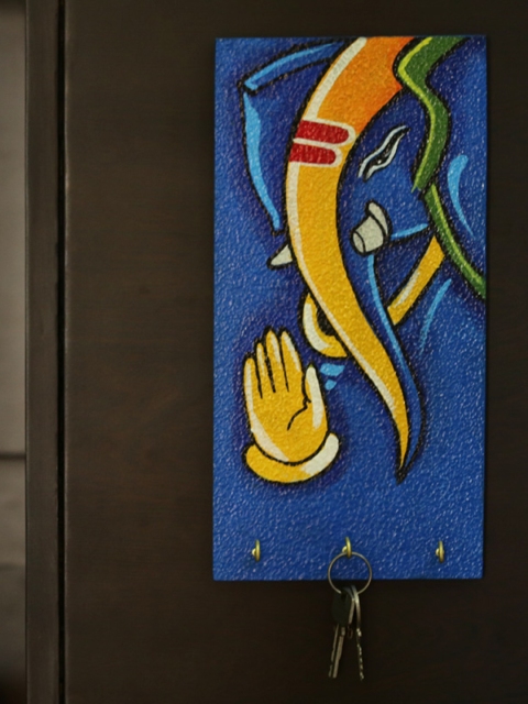 

ExclusiveLane Lord Ganesha Handpainted Key Holder, Blue