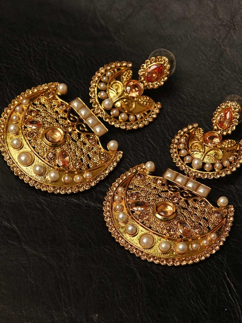 

Voylla Darbari Gold-Plated Embellished Crescent-Shaped Chandbalis
