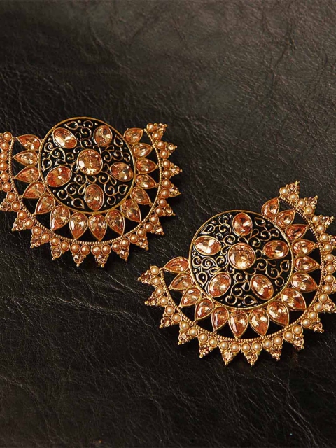 

Voylla Darbari Gold-Plated Crescent Shaped Chandbalis