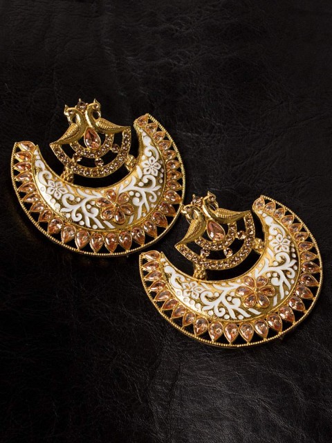 

Voylla Darbari Gold-Plated Crescent-Shaped Embellished Chandbalis