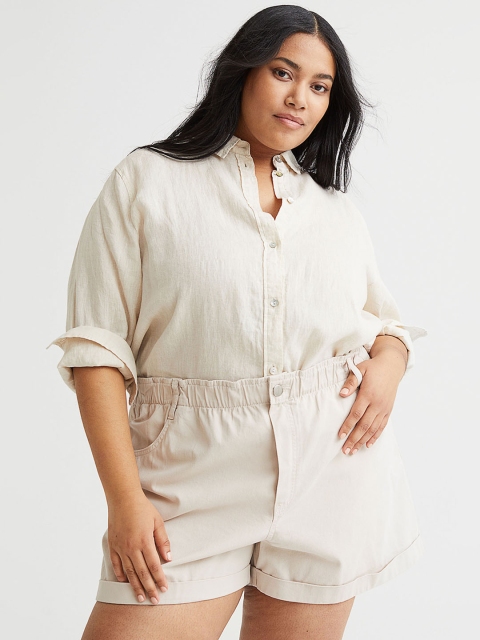 

H&M Women Plus Size Shorts High Waist, Beige