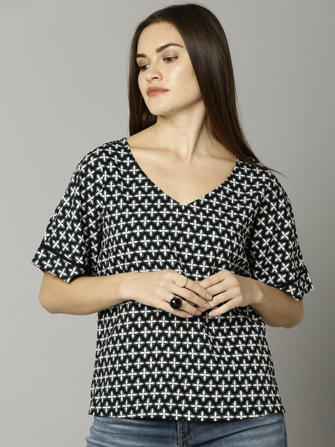 

Marks & Spencer Women Black Printed Boxy Top