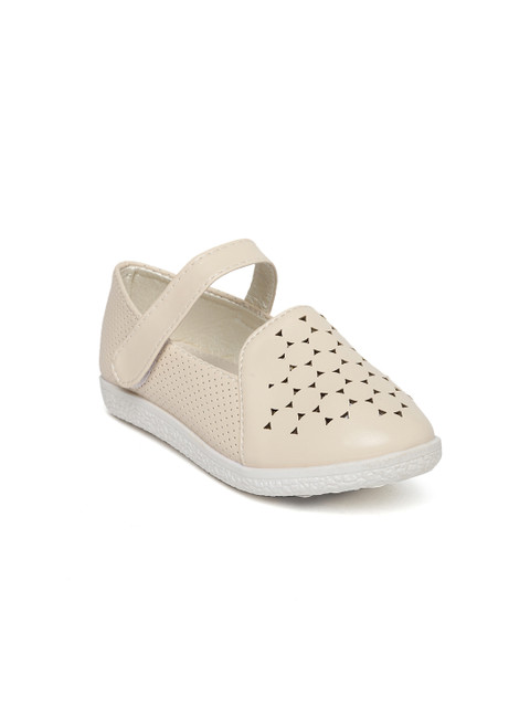 

Fame Forever by Lifestyle Girls Beige Mary Janes