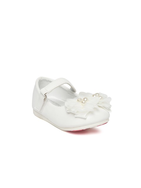 

Fame Forever by Lifestyle Girls White Solid Synthetic Mary Janes