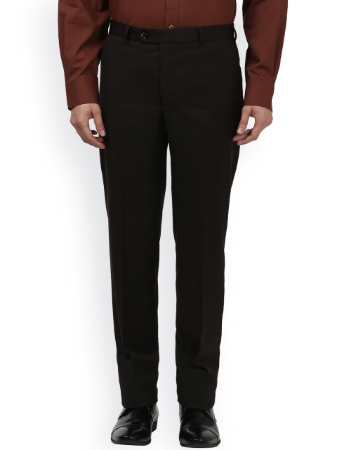 

Park Avenue Men Brown Regular Fit Solid Chinos