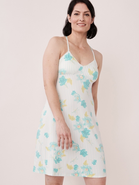 

La Vie en Rose Women Floral Printed Racerback Nightdress, White