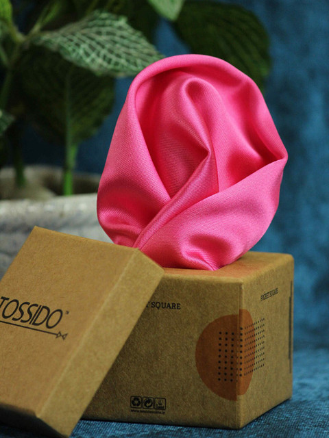 

Tossido Men Pink Solid Microfiber Pocket Square