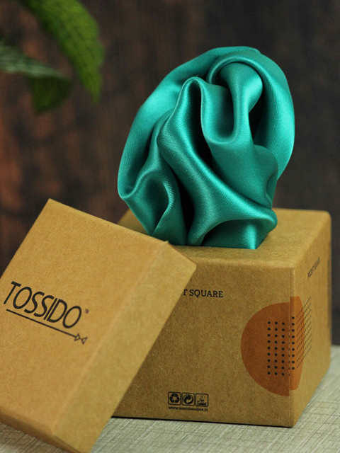 

Tossido Men Green Solid Pocket Square