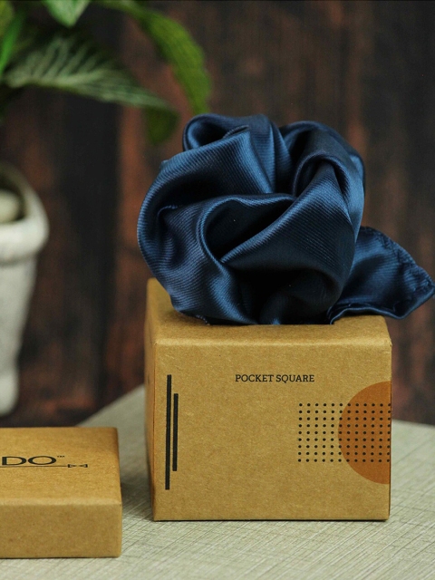 

Tossido Men Blue Solid Woven Pocket Square