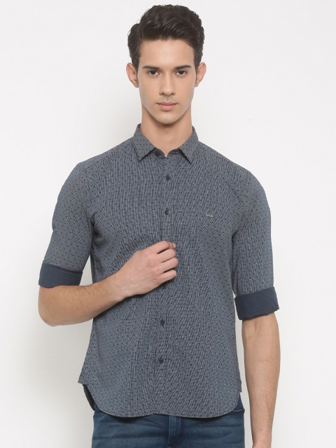

V Dot by Van Heusen Men Blue & White Slim Fit Printed Casual Shirt