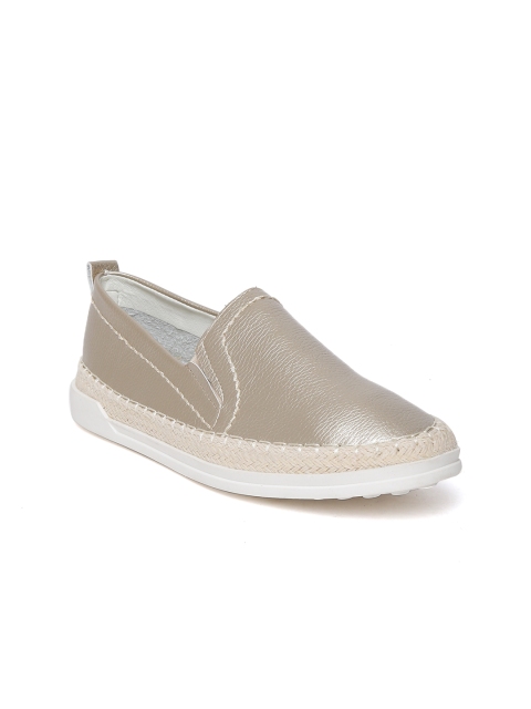 

Carlton London Women Gold-Toned Slip-On Sneakers