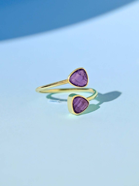 

Mikoto by FableStreet Gold-Plated Gold-Toned AQ Studded Finger Ring