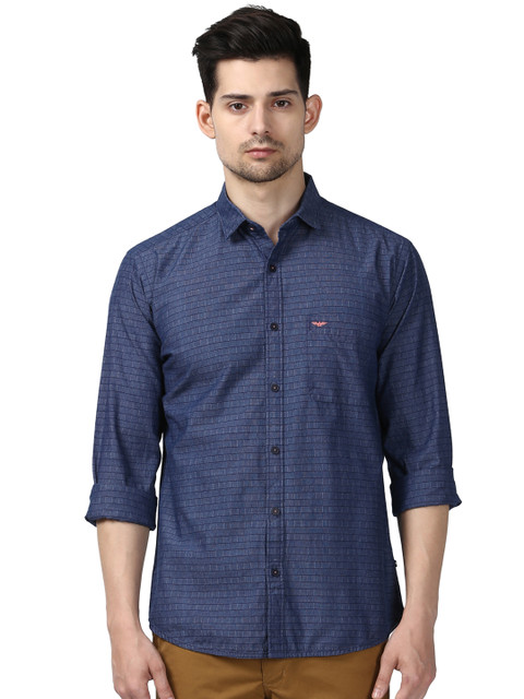 

Park Avenue Men Blue Regular Fit Checked Casual Shirt