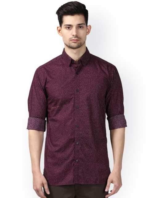 

Park Avenue Men Burgundy Regular Fit Self Design Casual Shirt