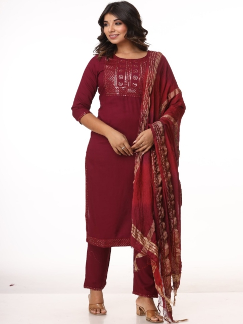 

RUHAZAT Women Maroon Yoke Design Kurta with Trouser & Dupatta