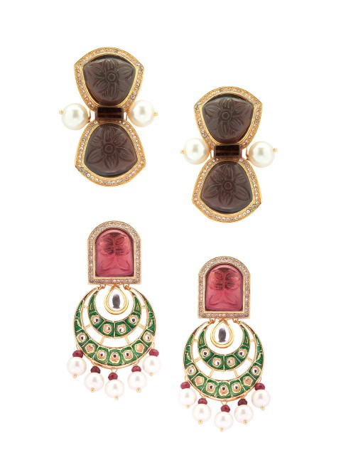 

Ahaanya Green & Red Set Of 2 Contemporary Drop Earrings