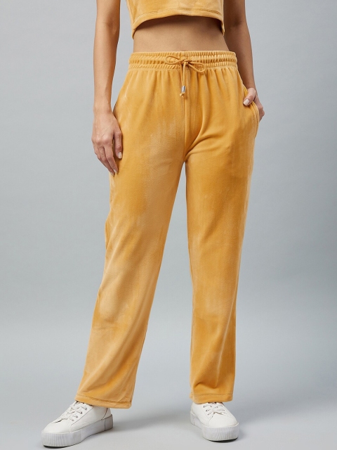 

DELAN Women Yellow Solid Track Pant
