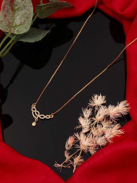 

Vita Bella Women Gold-Plated Artificial Beads Chain