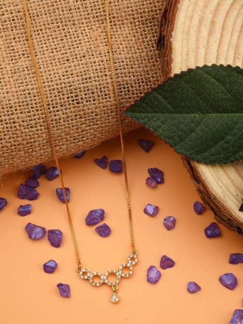 

Vita Bella Women White Gold-Plated Alloy Chain