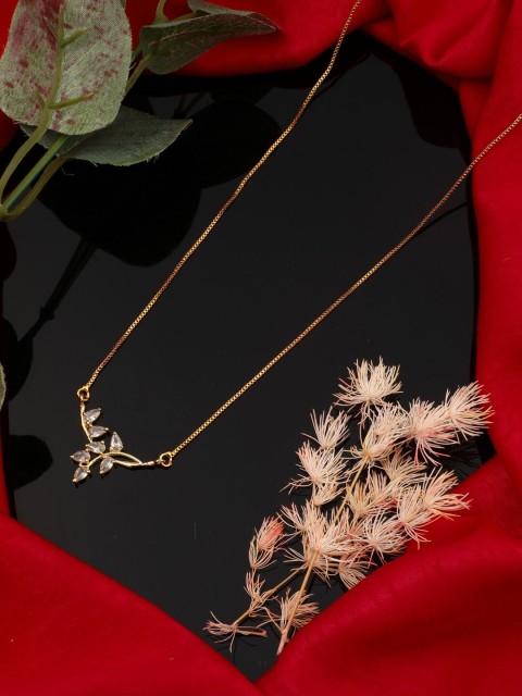 

Vita Bella Women Gold-Plated & White Antique Chain