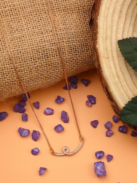 

Vita Bella Women Gold-Toned & White Gold-Plated Antique Chain