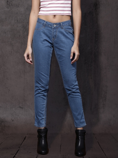 

Roadster Women Blue Skinny Fit Mid-Rise Clean Look Stretchable Cropped Jeans