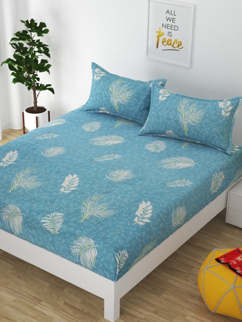 

Bajo's Blue & White Floral 250 TC Queen Bedsheet with 2 Pillow Covers