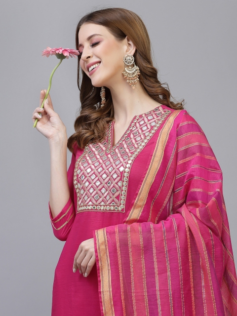 

SKYLEE Peach-Coloured & Maroon Ethnic Motifs Printed Kurti