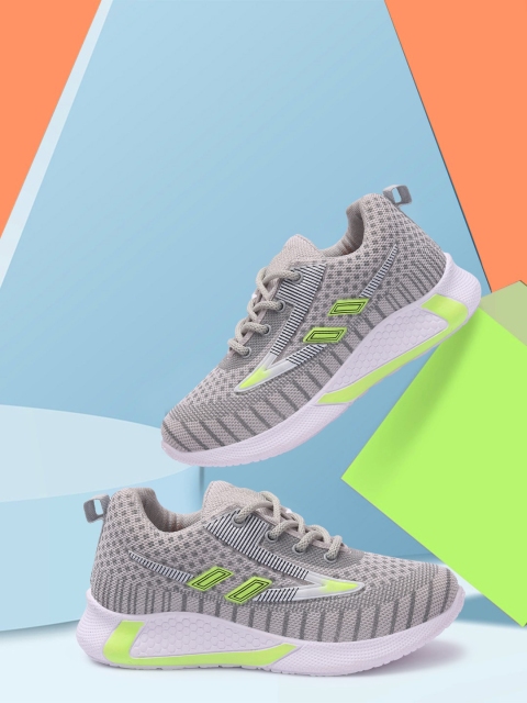 

YK Boys Grey Woven Design Sneakers