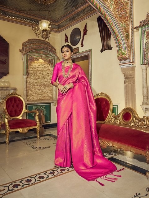 

elora Magenta & Gold-Toned Floral Zari Silk Blend Saree