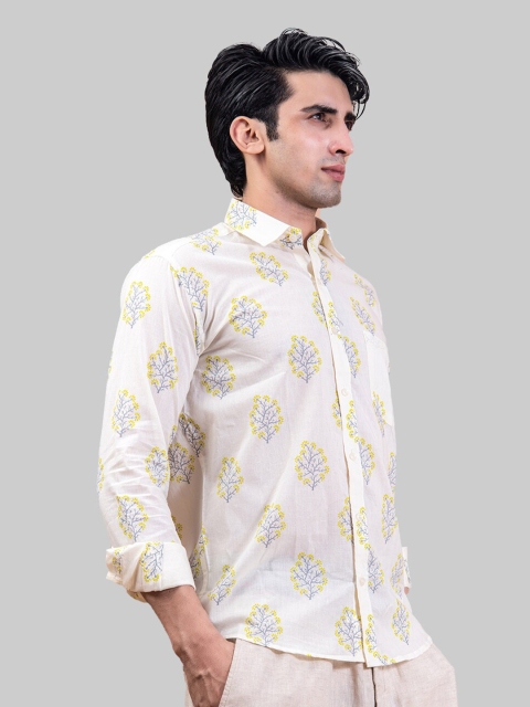 

Tistabene Men White Premium Floral Printed Casual Shirt