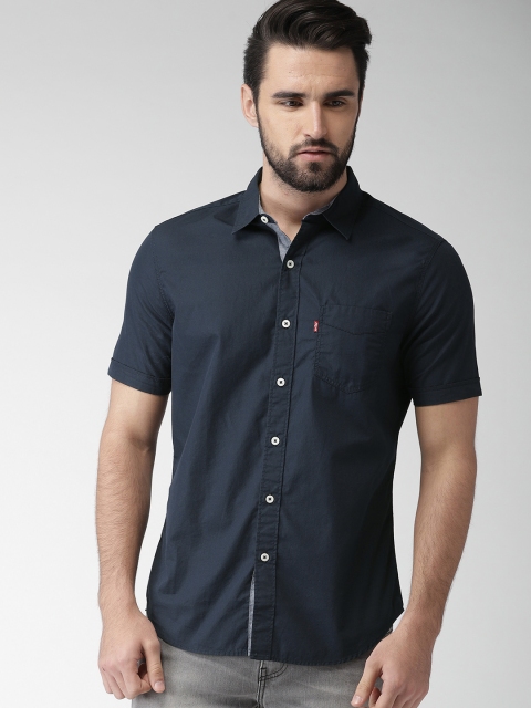 

Levis Men Navy Blue Slim Fit Solid Casual Shirt