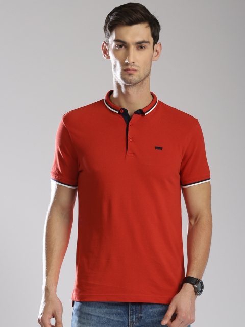 

Levis Men Red Solid Polo T-shirt