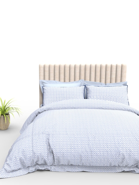 

THE WHITE MOSS Blue & White Geometric 210 TC King Bedsheet with 2 Pillow Covers