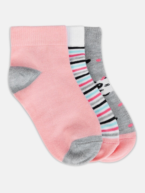 

Pantaloons Junior Girls Pack Of 3 Grey Pink & White Printed Ankle-Length Socks