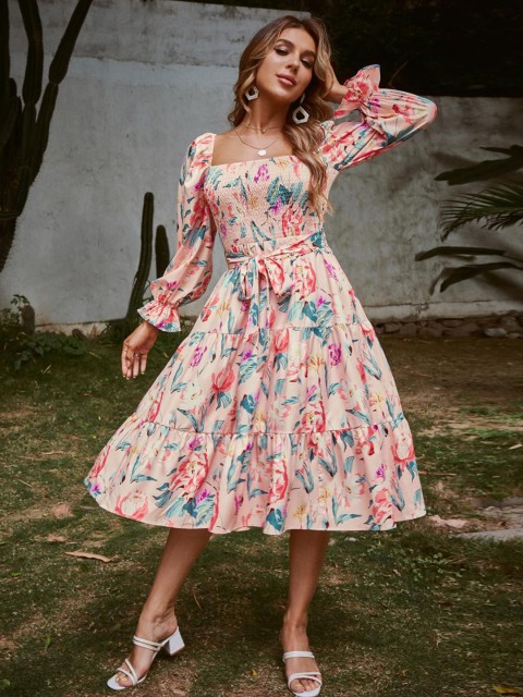 

BoStreet Pink & Cream-Coloured Tired Cuff Sleeves Floral Dress