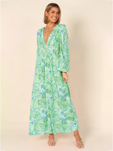 

BoStreet Women Green Floral Polyester Maxi Dress