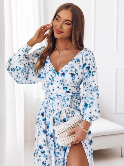 

BoStreet Blue Floral Printed Maxi Dress