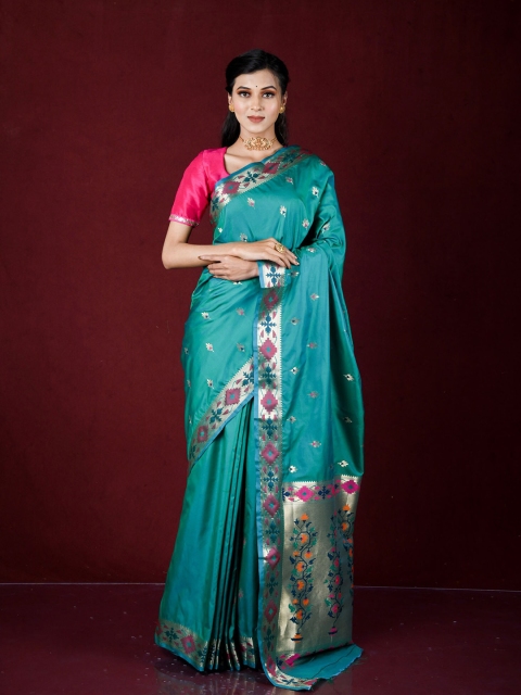 

Exclusiva Green & Gold-Toned Floral Zari Banarasi Saree