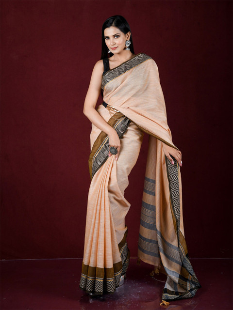 

Exclusiva Cream-Coloured & Black Pure Linen Saree