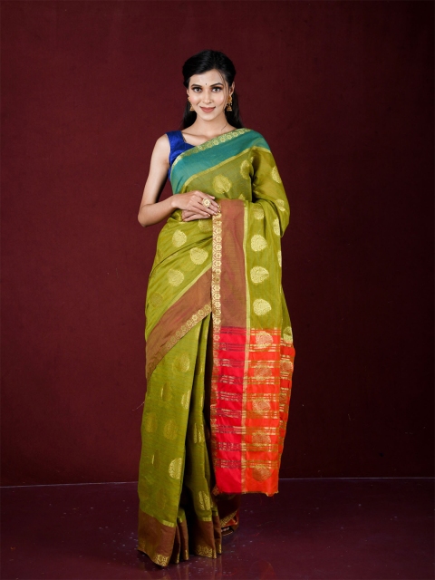 

Exclusiva Green & Red Woven Design Zari Banarasi Saree