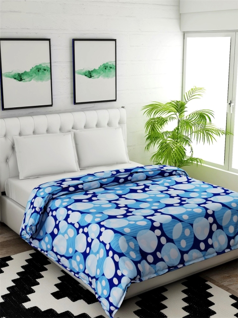

Salona Bichona Blue & White Floral AC Room 150 GSM 100% Cotton Double Bed Comforter