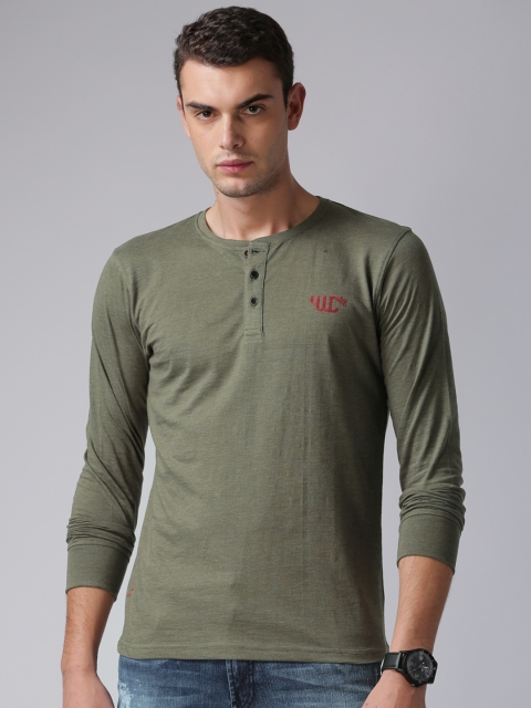 

YWC Men Olive Green Solid Henley Neck T-Shirt