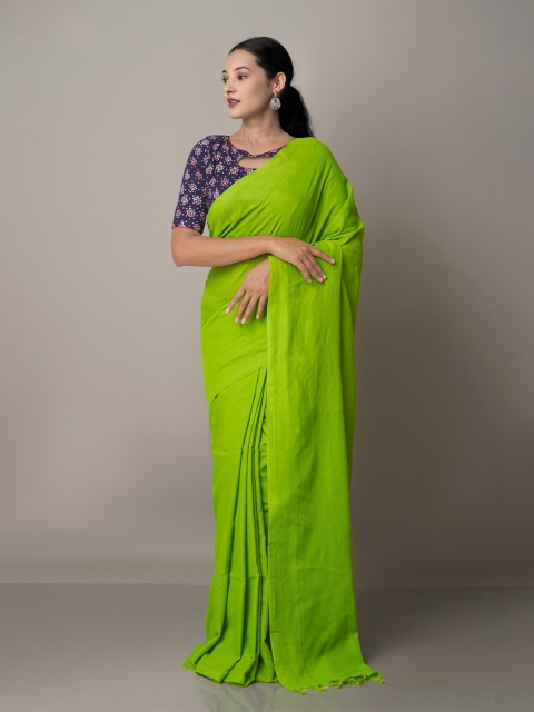 

Unnati Silks Green Pure Linen Jamdani Saree