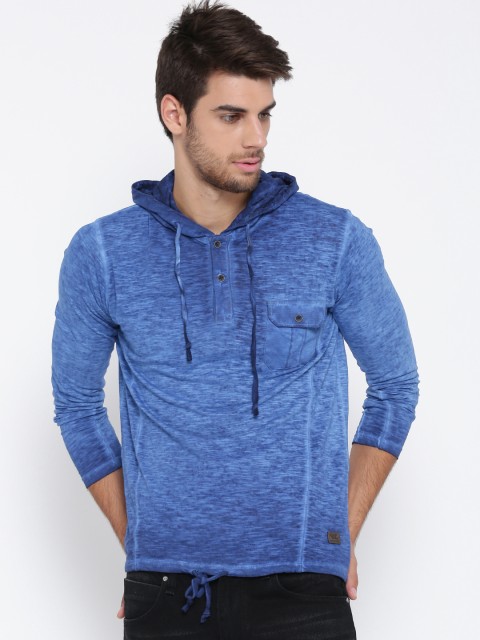 

YWC Men Blue Solid Hooded T-shirt