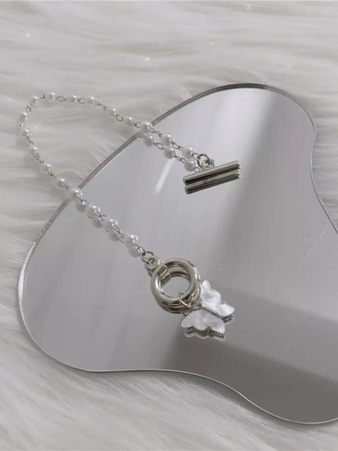 

Pinapes Unisex White Pearl Charm Bracelet